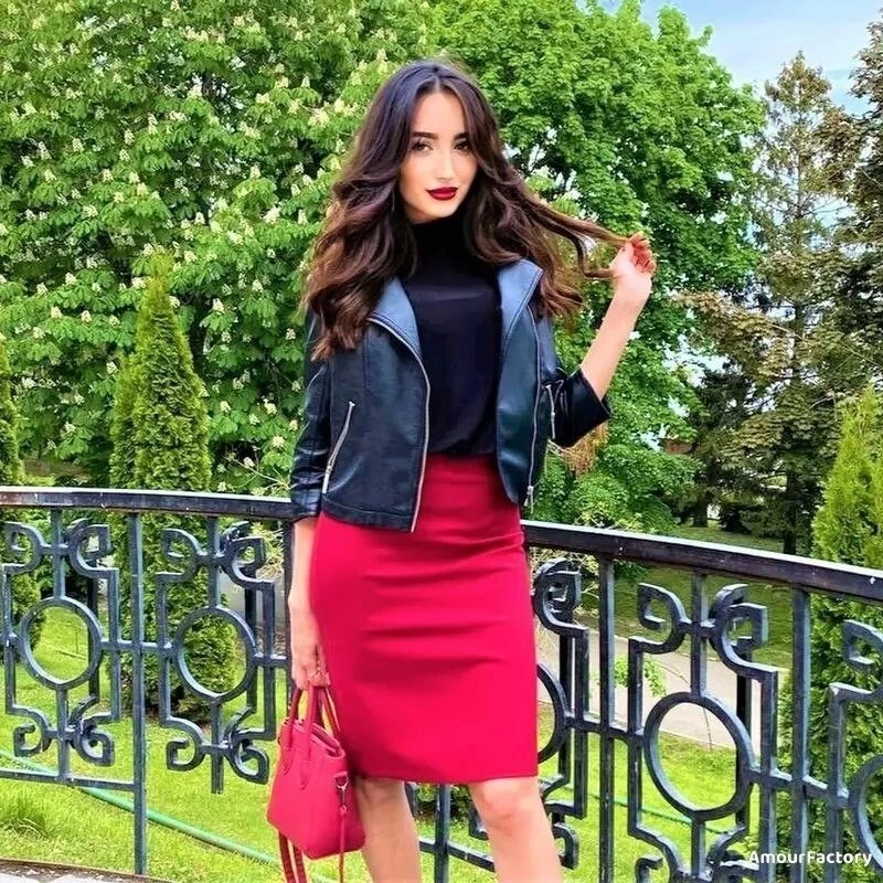 Yana Profile image 1